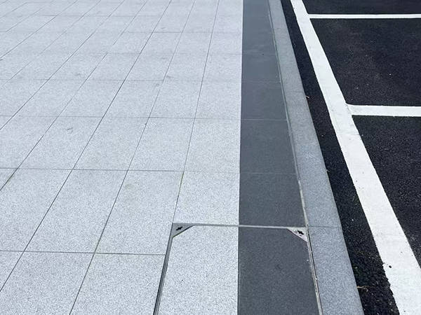 仿石透水砖